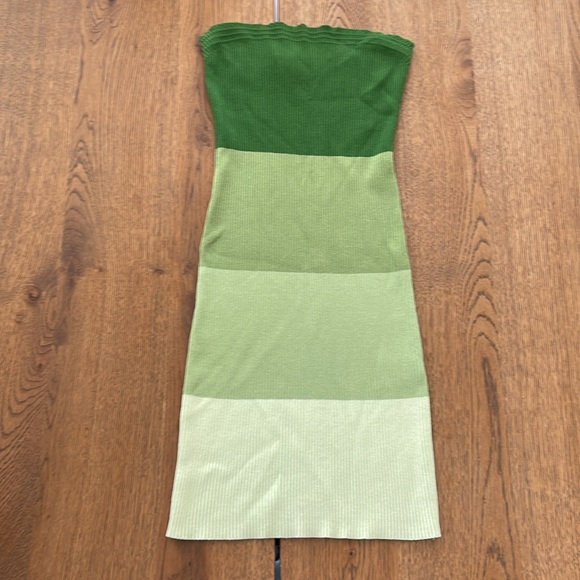 M Green Tube Sweater Ribbed Dress - Picture 2 of 7